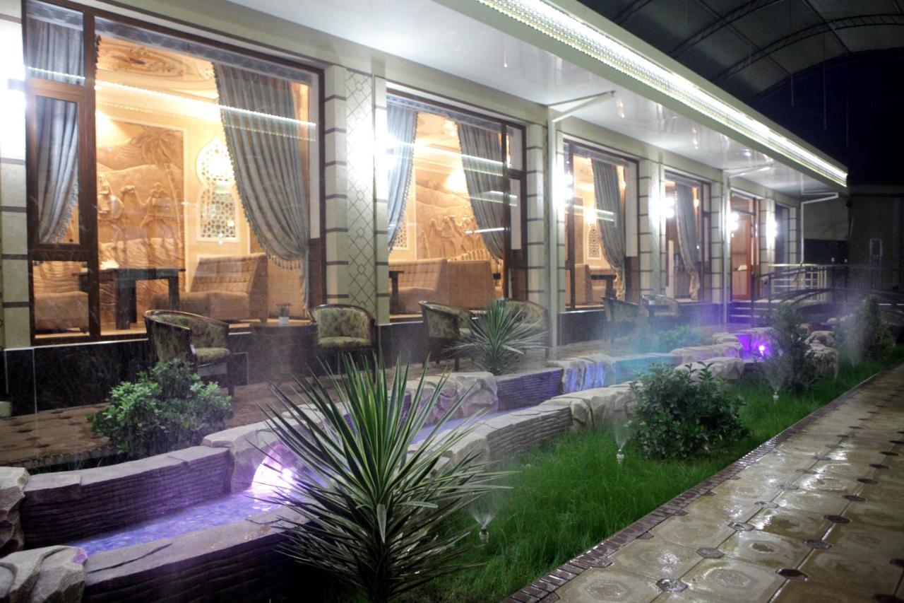 Hotel Naxshab Karszy Zewnętrze zdjęcie