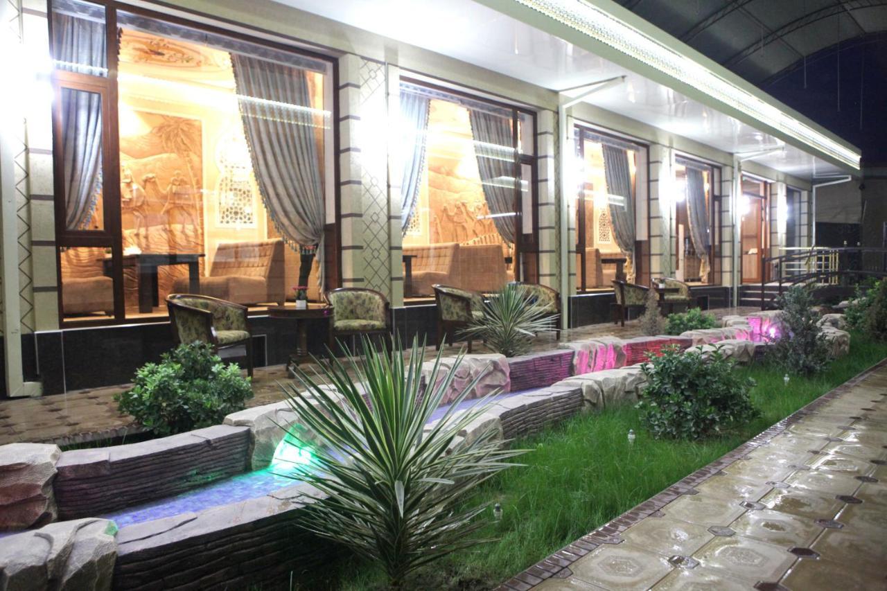 Hotel Naxshab Karszy Zewnętrze zdjęcie