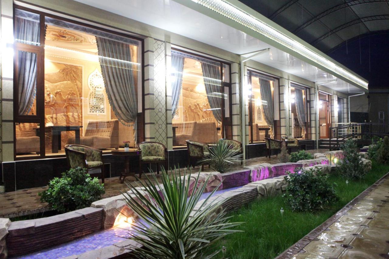 Hotel Naxshab Karszy Zewnętrze zdjęcie