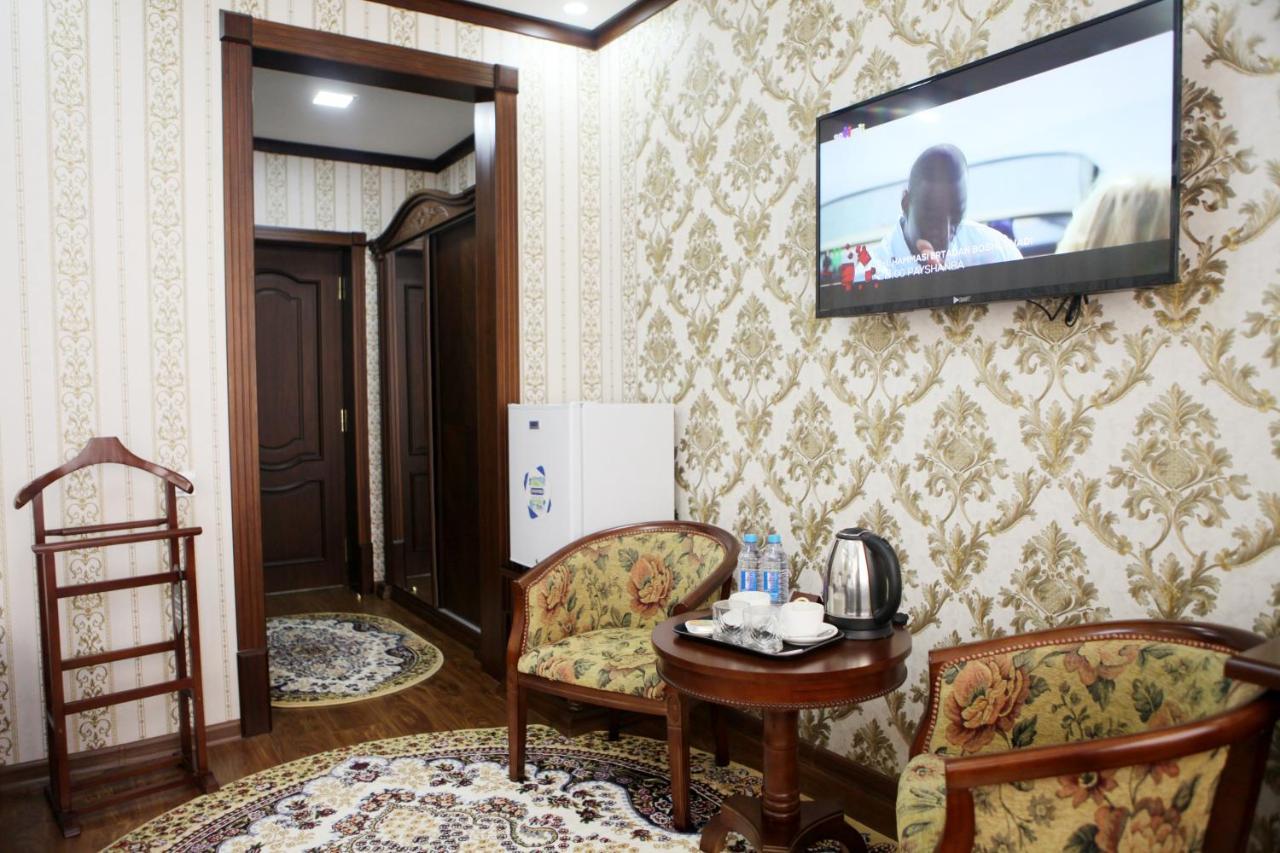 Hotel Naxshab Karszy Zewnętrze zdjęcie