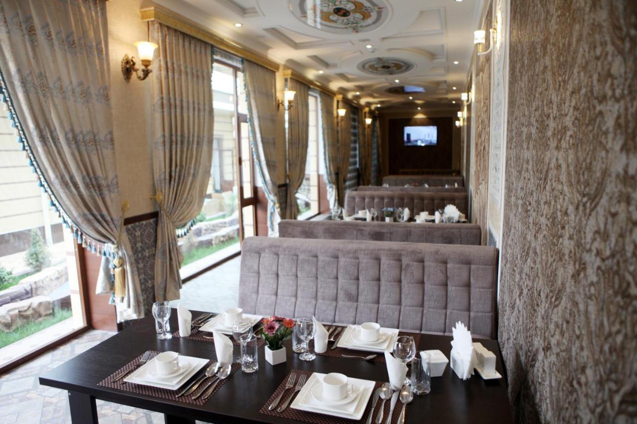 Hotel Naxshab Karszy Zewnętrze zdjęcie