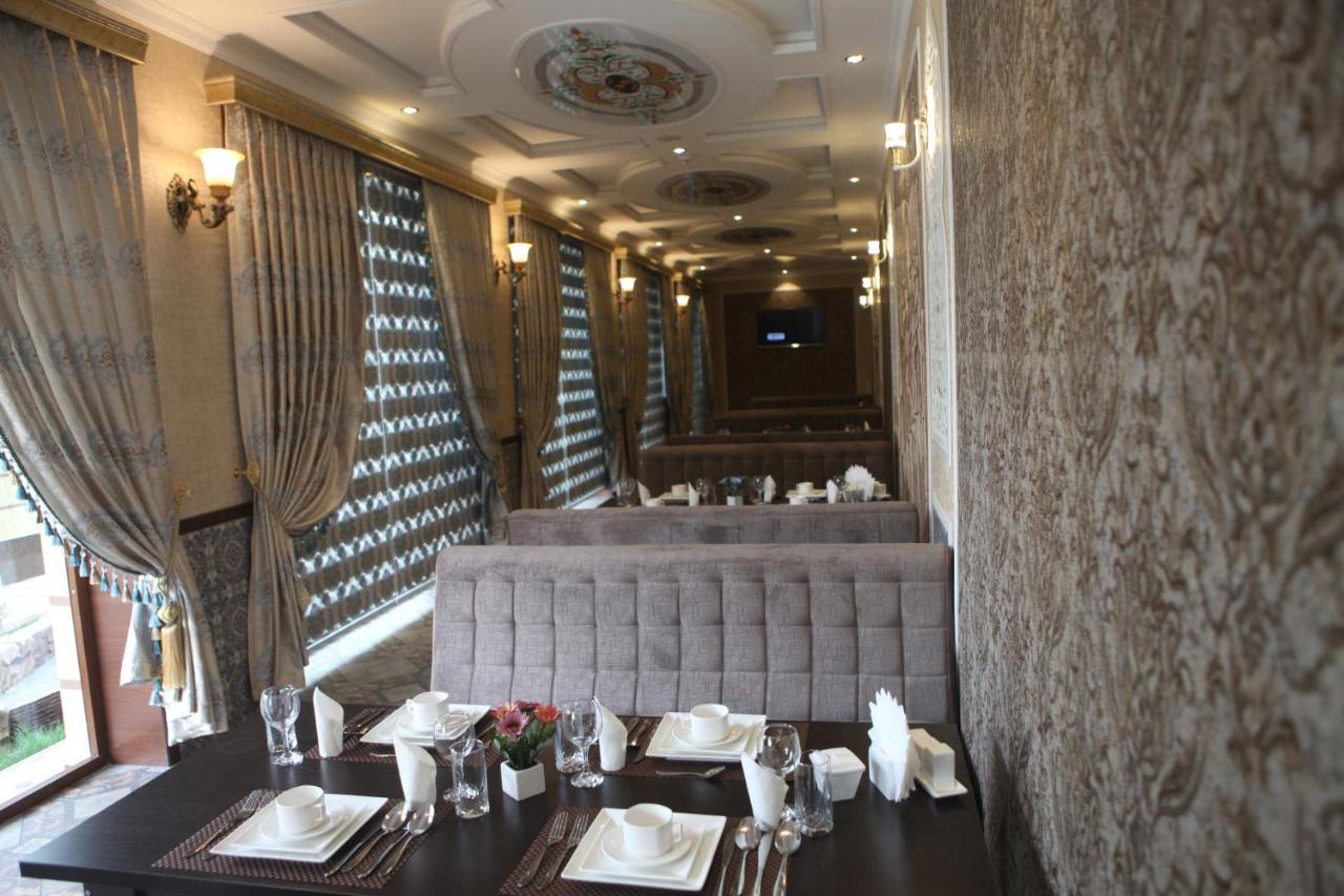 Hotel Naxshab Karszy Zewnętrze zdjęcie